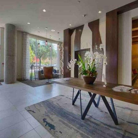 Htown Downtown Oasis Houston Exterior foto