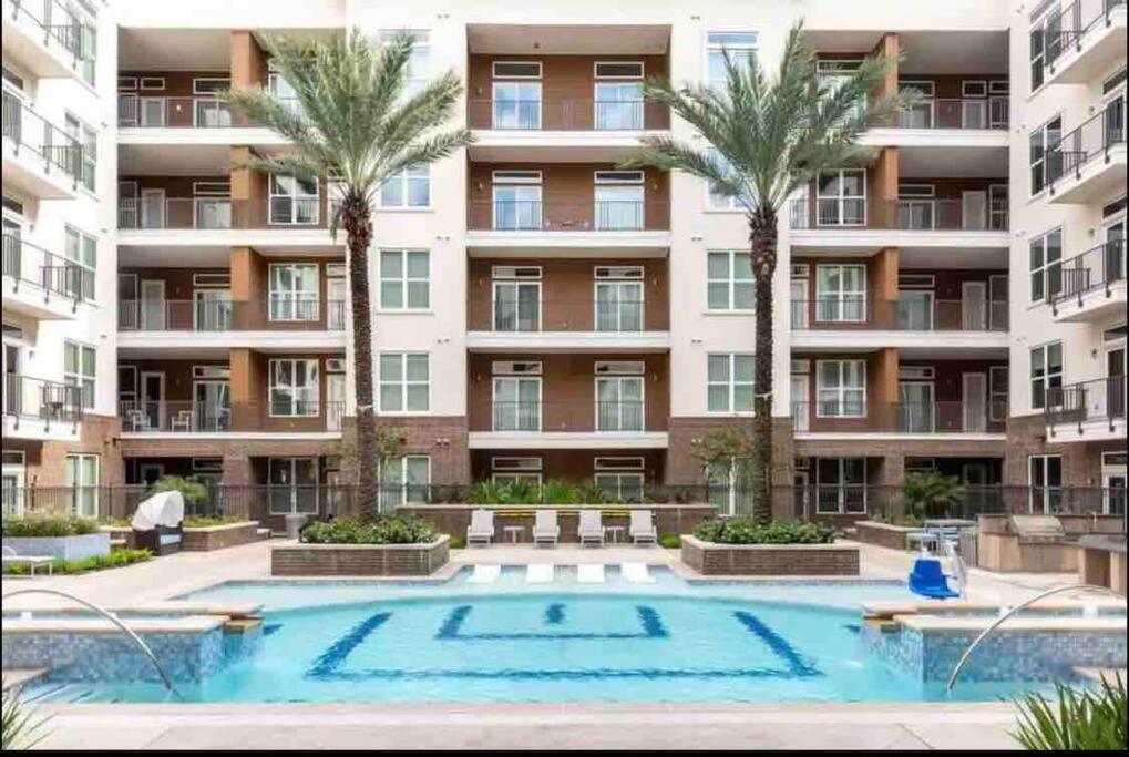 Htown Downtown Oasis Houston Exterior foto